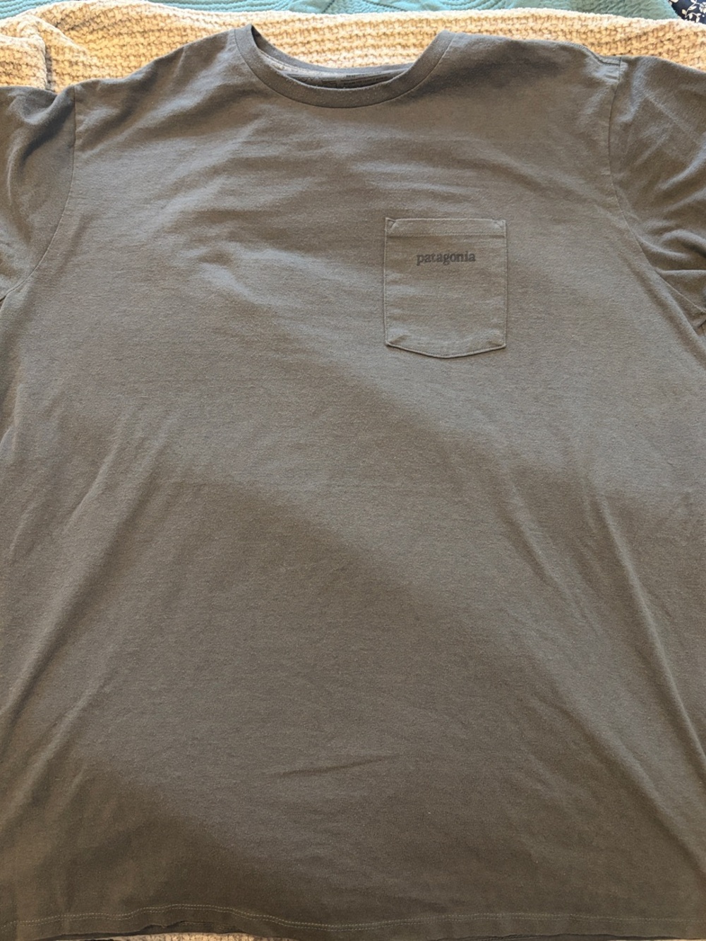 Patagonia Men’s Short-Sleeve Pocket Tee — Slate Gray